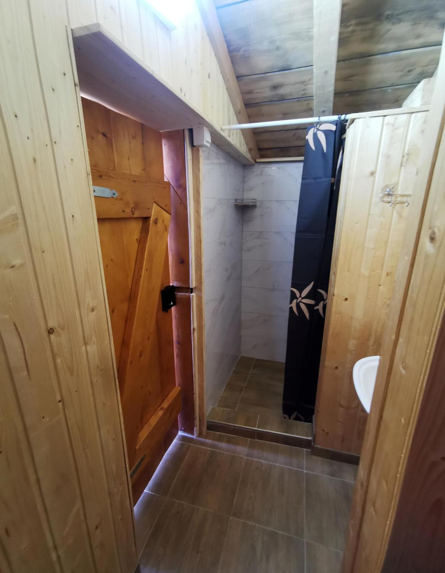 Guesthouse Planinarski Dom Neviden'O Žabljak Extérieur photo